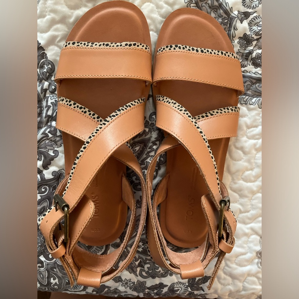 Toms sandals size 7.5 used but gently worn